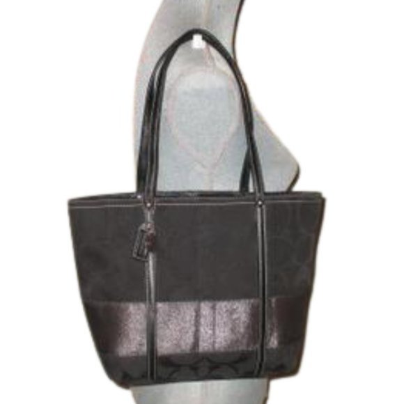 ๐ฟCOACH Signature Silver Stripe Legacy Canvas Tote๐ฟ - Picture 13 of 13